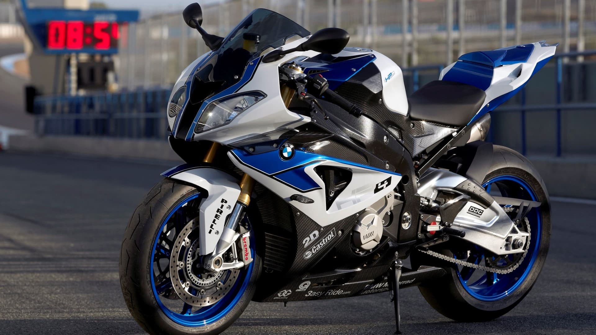 S1000rr hotsell hp4 price